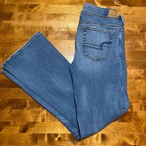 American Eagle Kickboot Next Level Stretch. Size 6